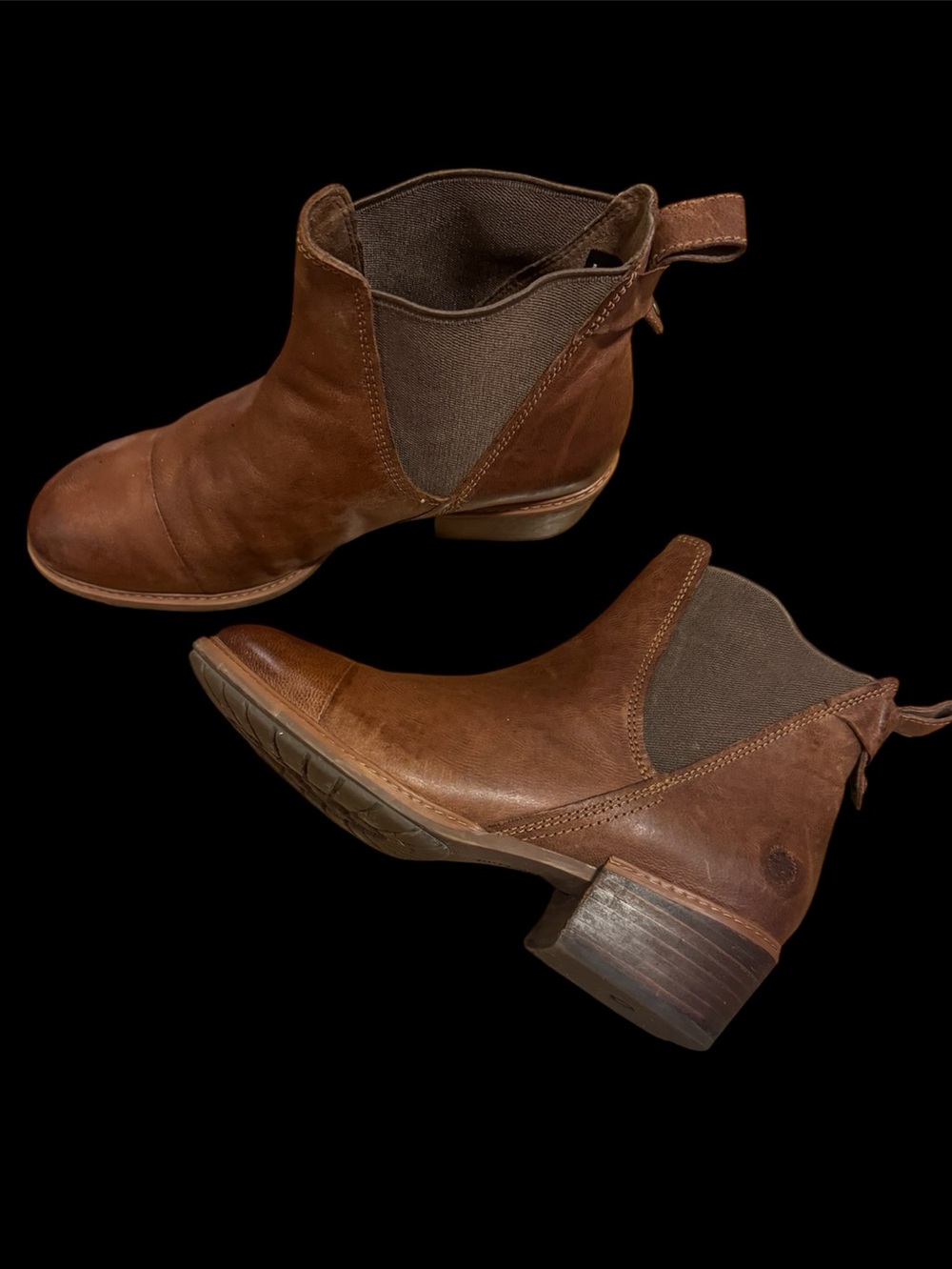 Timberland Women's Brown Leather Chelsea Ankle Booties size 9,5 great condition